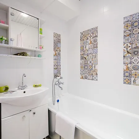 Roomer 9 Апартаменти